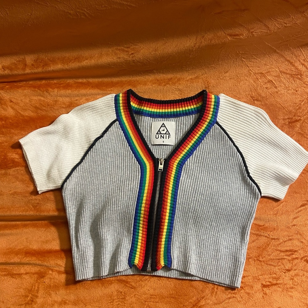 UNIF White and Gray Rainbow Trim Sweater